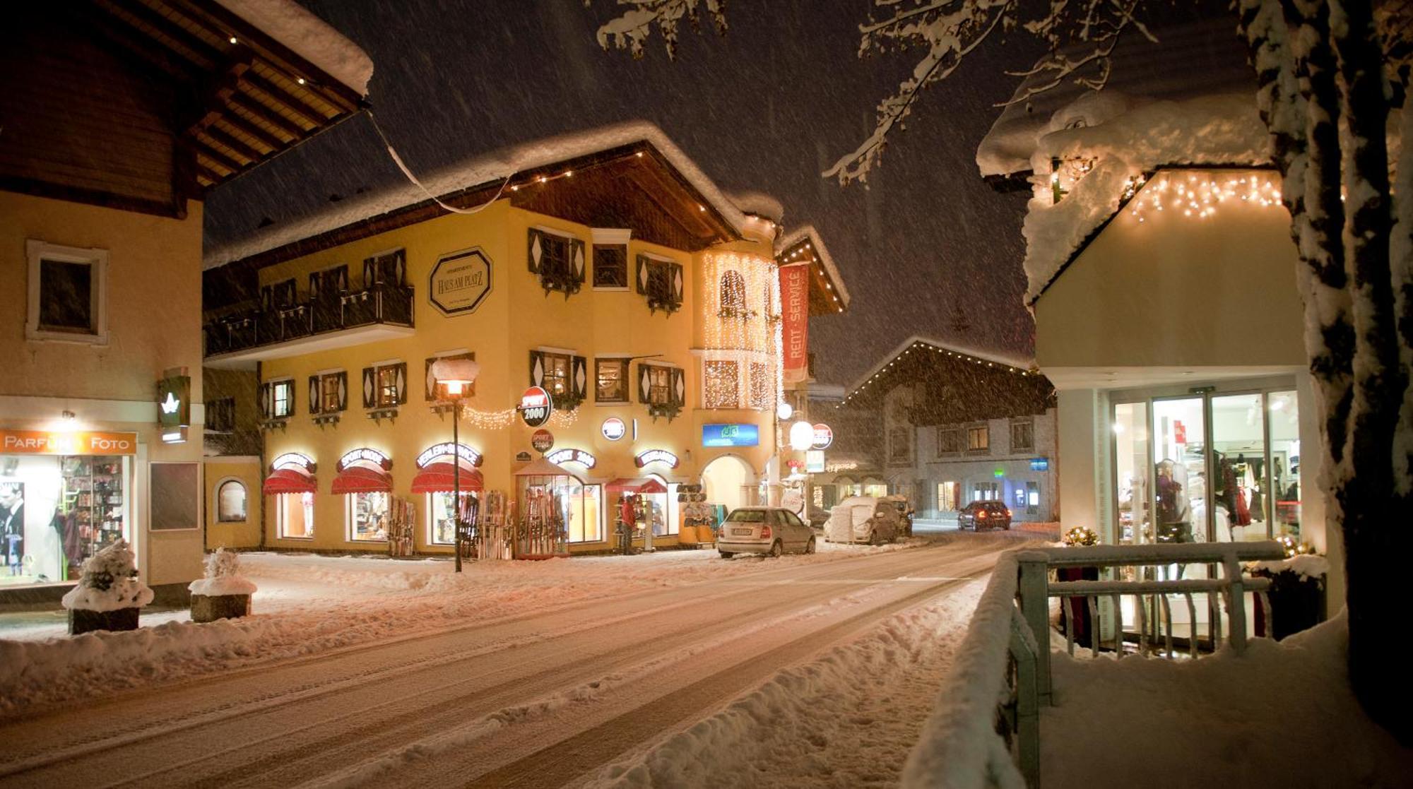 Haus Am Platz - Weitgasser Altenmarkt im Pongau Luaran gambar