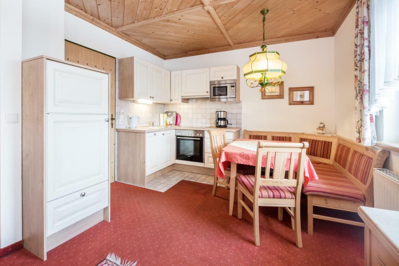 Haus Am Platz - Weitgasser Altenmarkt im Pongau Luaran gambar