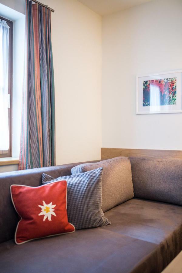 Haus Am Platz - Weitgasser Altenmarkt im Pongau Luaran gambar