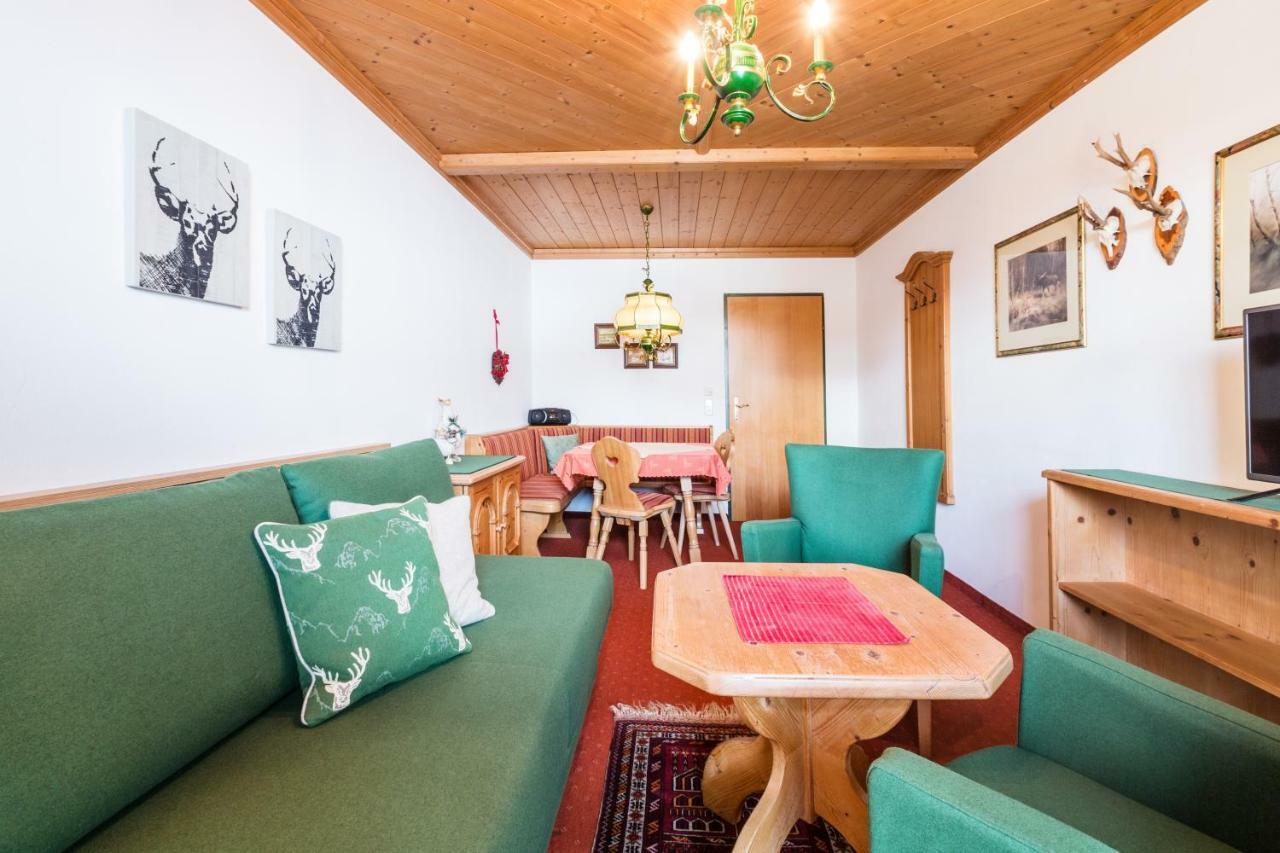 Haus Am Platz - Weitgasser Altenmarkt im Pongau Luaran gambar